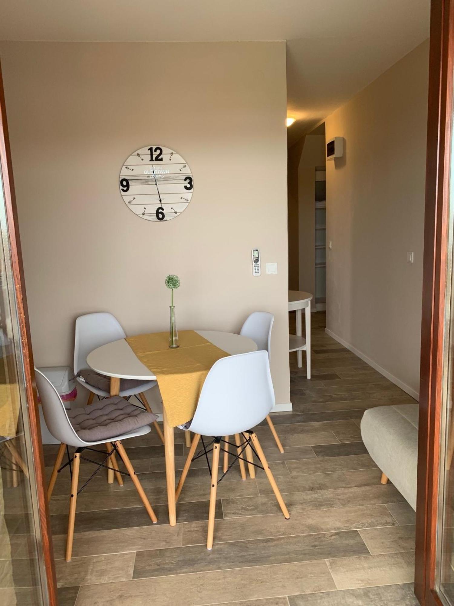 Family Friendly Apartments With A Swimming Pool Povljana, Pag - 244 Habitación foto